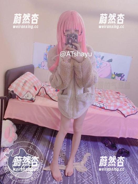 AT鲨 免费了解AT鲨的作品,性感俏丽的气息随时都在挑逗着我的敏感神经。