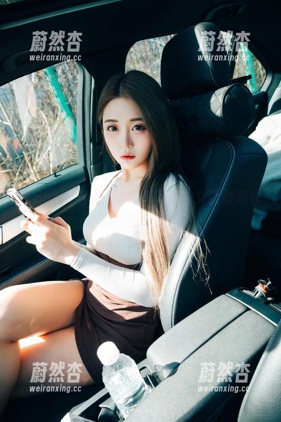 在Bomi(普美)的镜头下，兔女郎是怎样的高清分享？