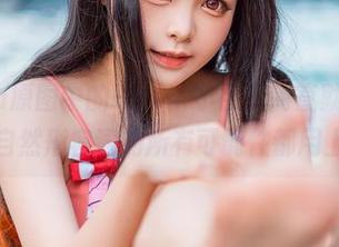 Asuna原图中的Hachi小芭,简直就是把清新和自然形容词的所有可能性都用上了。