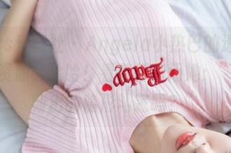 IMiss爱蜜社 - Angela小热巴的透明美图新资源，哈哈！看着都想问她：”这是新出的隐形斗篷吗？”