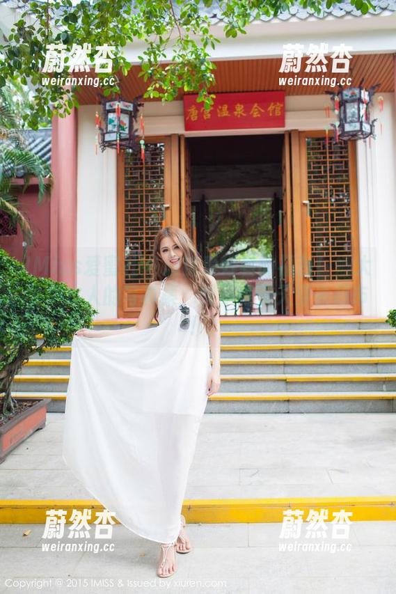 IMiss爱蜜社-娜大少爷 IMiss爱蜜社 - 旗袍爱好者的福音!娜大少爷本人的写真集:恨不得天天穿去超市!