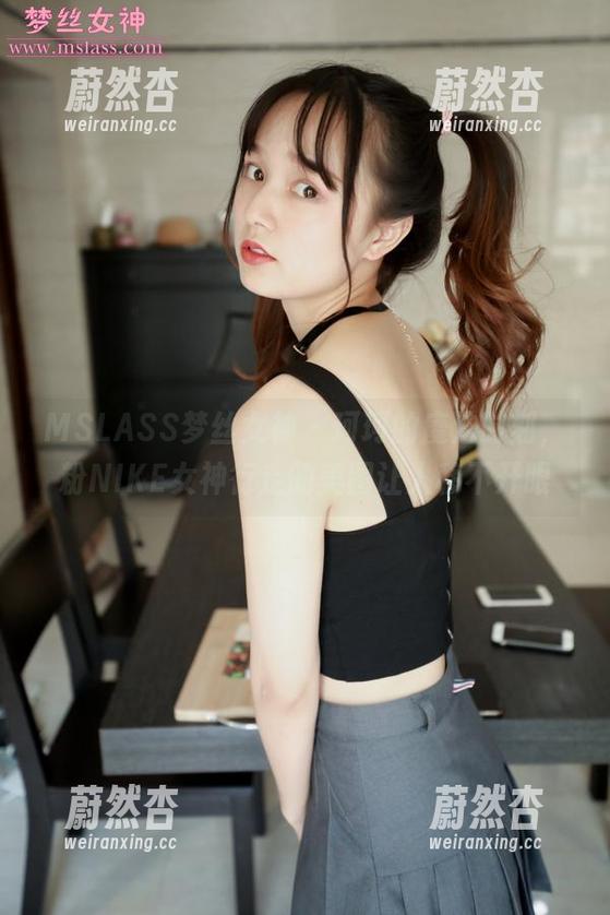 MSLASS梦丝女神-珂珂 MSLASS梦丝女神 - 珂珂的魔法时刻,粉NIKE女神行走的美图让人移不开眼