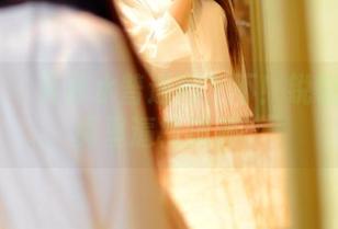 PANS - 死库水普通吗？不！锐锐在线写真里逼格满满。