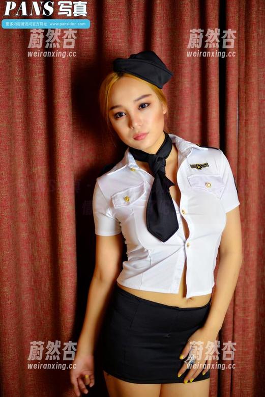 PANS写真-兔兔 PANS写真 - 兔兔化身御姐,美图里的表情包也太全了吧?
