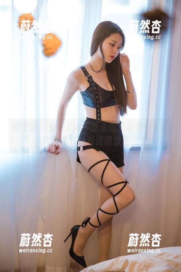Sia不吃鱼 微密圈 - 看!Sia不吃鱼的黑丝贵妇最新作品集,让我调调状态。