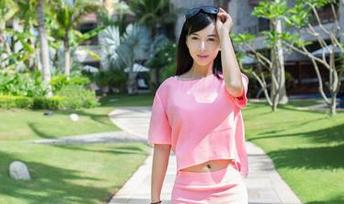 TuiGirl推女郎 - 免费欣赏松果儿的蕾丝写真，少点羞涩，多点好奇。