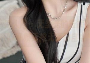 Xiuren秀人网 - 无圣光的短裤,透出的是Niki可雅无拘无束的自由气息