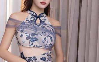 Xiuren秀人网 - 你能想象小海臀Rena的裤里丝会怎样？快来看图包聊聊吧！