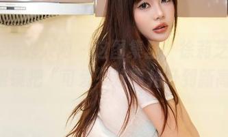 Xiuren秀人网 - 这图集里，徐莉芝Booty的眼镜把“可爱”这事抬升到新高度。