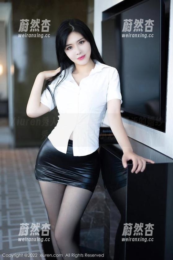 Xiuren秀人网 - 糯美子Mini最近的婚纱秀，图库里藏着小心思哦