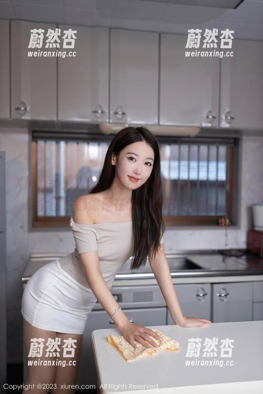 Xiuren秀人网-肉晴MINI Xiuren秀人网 - 肉晴MINI的镂空福利,每个图片都像是在说“来吧,看我!”