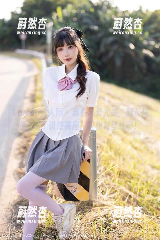 Xiuren秀人网-风景尤美 Xiuren秀人网 - 真是风景尤美,腿长得像...忘了说是美图!轻松做壁纸啊!