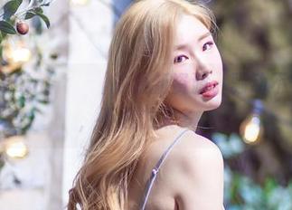 眼镜Yebin(전예빈)的最新资源，骚动不安的心，不想说太多。