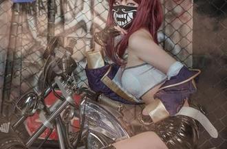 体验校园生活，Yuna(윤아)的免费写真让我想起了囧囧兔——等等，兔子在哪？