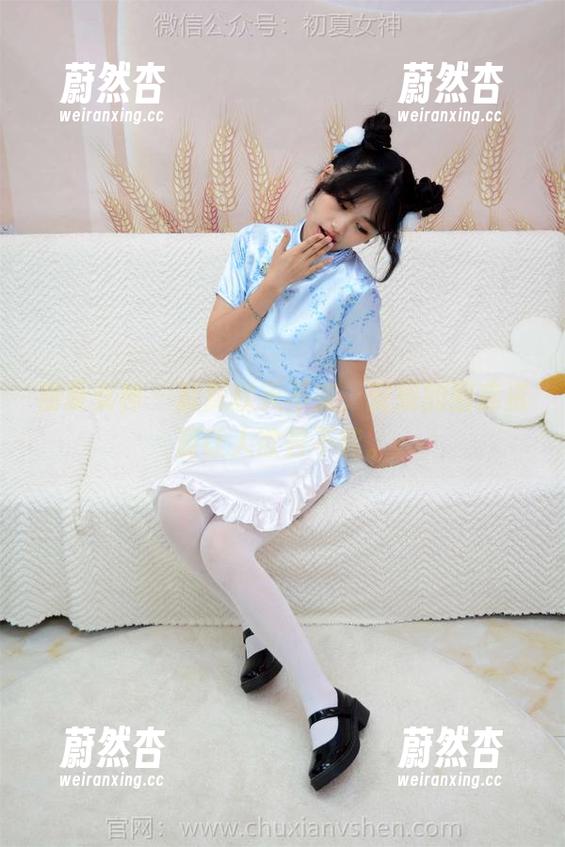初夏女神-安妮 初夏女神 - 就算秋天不来,安妮的图库资源让人欲罢不能。