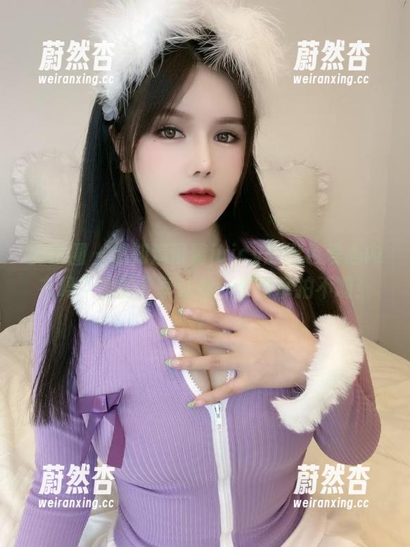 可馨juicy 微密圈 - 想知道可馨juicy的橙色爱心内衣吗?她的分享让我一个巴掌拍不响!
