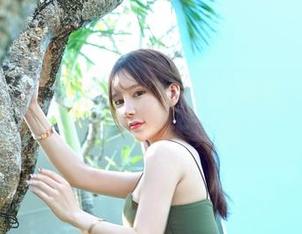 嗲囡囡 - 夏小秋秋秋的高清视角:这图包里的日常太真实
