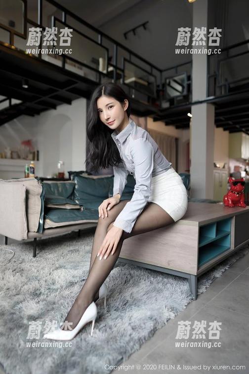 嗲囡囡 - 果儿victoria的学姐角色，最新作品集，光影中她是不是也在偷看我？