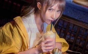 在下萝莉控ii的夏天作品集,分享些悠闲时光,顺便想起了我那被晒红的鼻子。