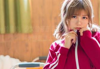小仓千代w的照片,少女的存在感居然如此强烈,还是我对她的大胆联想太过头了?