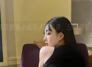 微密圈 - 每次翻看小优优子的私房，日常都变得不那么日常