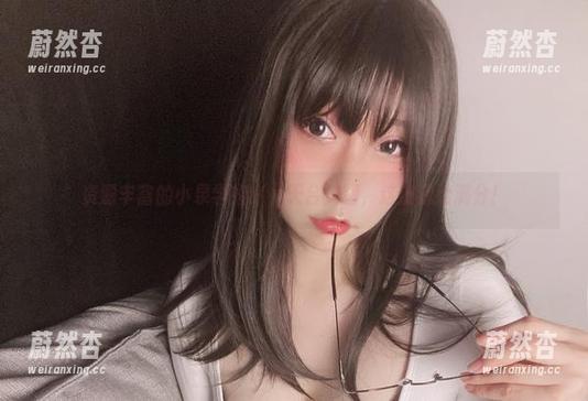 小泉学姐吖 资源丰富的小泉学姐吖,天台美图,这波我给满分!