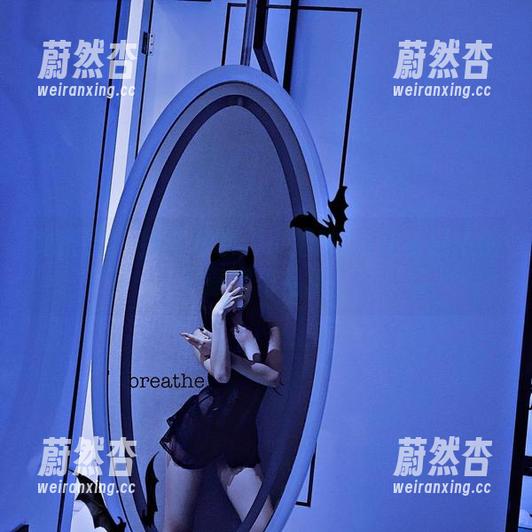 小猫咪ck 微密圈 - 免费潜水:小猫咪ck在浴缸中的不靠谱作品展!