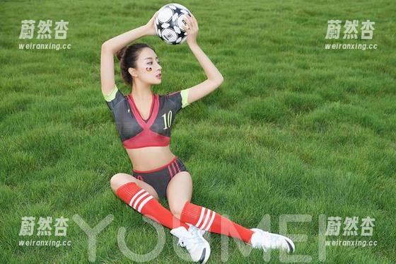尤蜜荟 - 怎么回事？白亦Ada带着我游走在它的绿野仙踪中