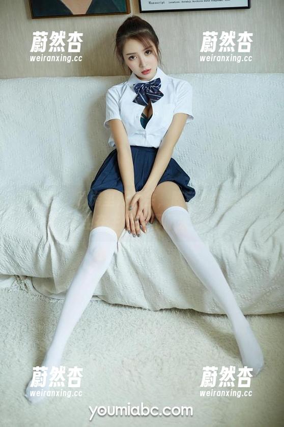 尤蜜荟-陈宇曦 尤蜜荟 - 私房里开大会,陈宇曦的白衬衫就坐在主位,不服来辩!