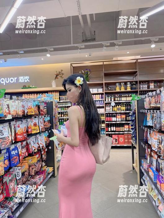 就是阿朱啊 微密圈 - 日与夜的就是阿朱啊:在轮船上私拍图包无底洞!