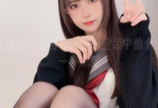 布丁大法的私拍图包：在职业装中偷个懒也是一种态度