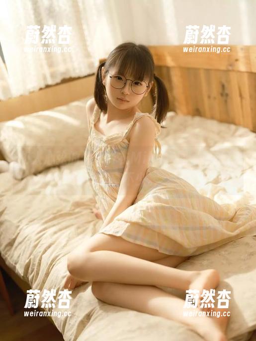 幼水铃衣 扣人心弦的幼水铃衣Miku套图,最新花样真不少。