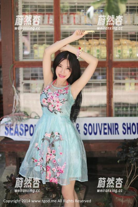 推女神-AZHUA 推女神 - 图集分享:AZHUA教你如何把‘不会变’的日常拍得像是梅艷芳永远的“光辉岁月”!