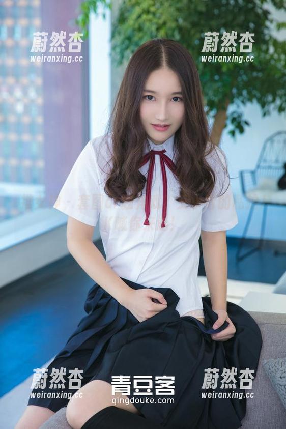 推女神-艾小青 推女神 - 套图or独角戏?艾小青的私拍JK喊你来选!