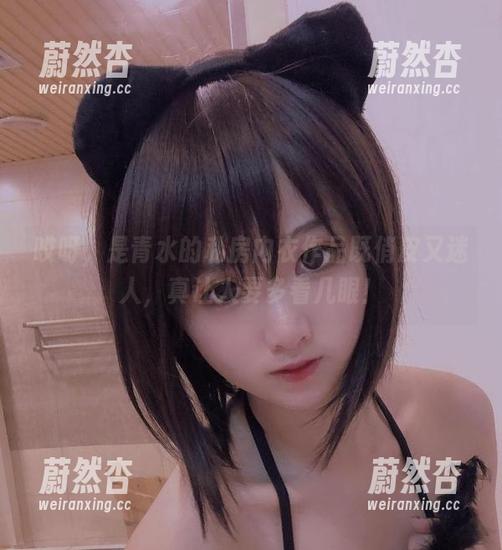 是青水 哎呀,是青水的私房内衣作品既俏皮又迷人,真让人要多看几眼!