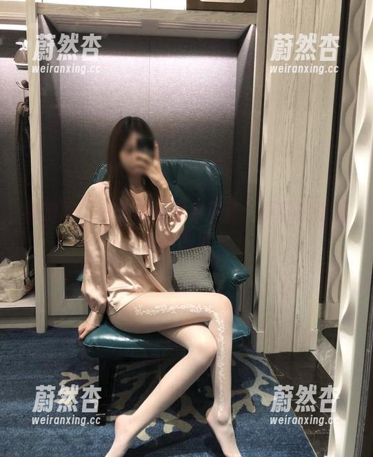 有你喵 微密圈 - 有你喵的图集更新:夏日的清凉与小调皮~