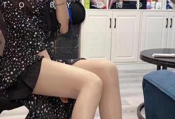 微密圈 - 高清美图林子喵Lynne,如此惊艳的圣诞,竟让我有些愕然!