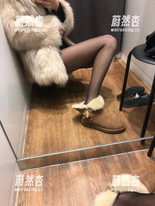 林子琳喵 微密圈 - 嘿!快来拿林子琳喵的精选微信朋友圈套图,下载之后让朋友都怀疑你在跟风!