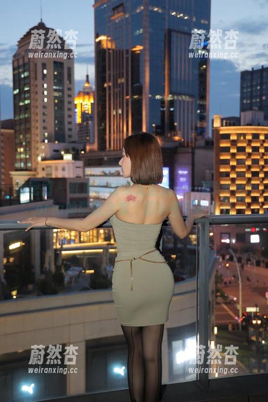 果儿Victoria 微密圈 - 红底高跟与无圣光——果儿Victoria的酷炫合集,胆小者不在此列
