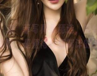 果团网 - 龚玥菲写真集精选，肉丝之间流露出的韵味，是值得仔细端详的画面呢。