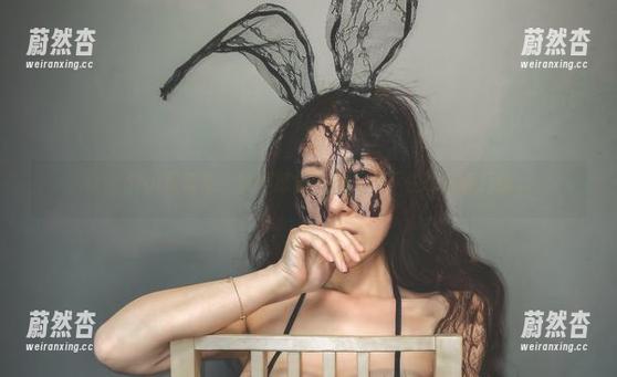 樱晚gigi 樱晚gigi写真集:铃声掠影,让人忍不住想多看几眼。