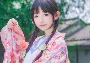 樱群全新高清写真，温柔得像一场甜蜜的戏