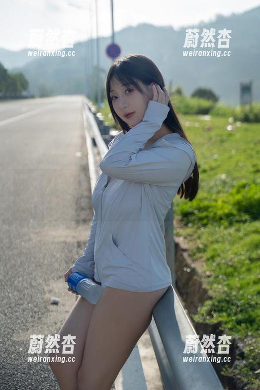 浅安安 美图满满在线,浅安安让旅拍变成了“什么都没有”!