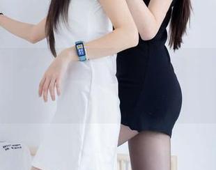 物恋传媒 - 你让我看透明,但我只能看着婷婷...