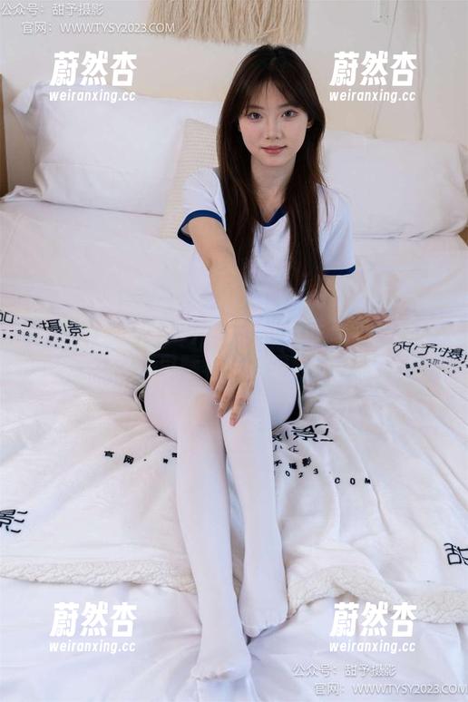 甜予摄影-小狸 甜予摄影 - 小狸,拍!帆布鞋在动,写真里藏着什么呢?