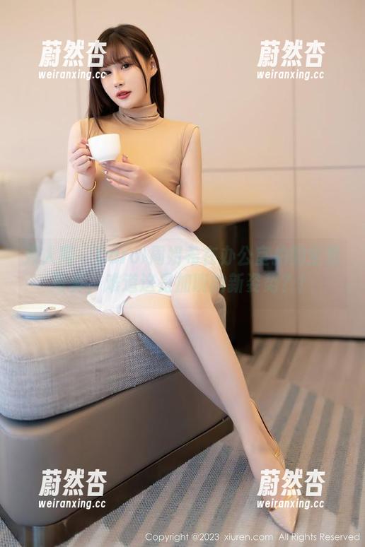 秀人网 - Carol周妍希在办公室拍的全套写真，难道这是加班的新姿势？！