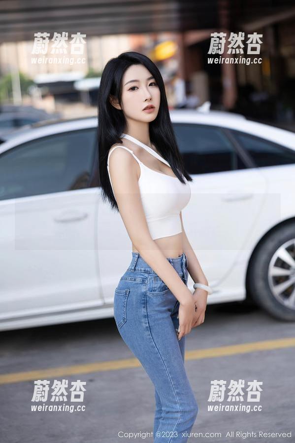 秀人网-卓君Jeanes 秀人网 - 让人想象的卓君Jeanes黑色定制写真,掩盖了多少不被道出的真实?