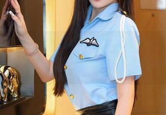 秀人网 - 不得不说，顾乔楠Cora的牛仔裤写真，免费让人停不下来！