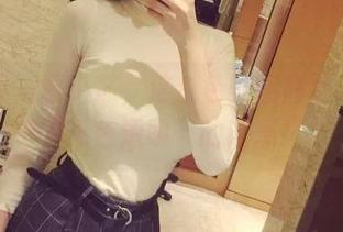 微密圈 - 童小芯，这白色美图简直就是个“无色透明”的诱惑！