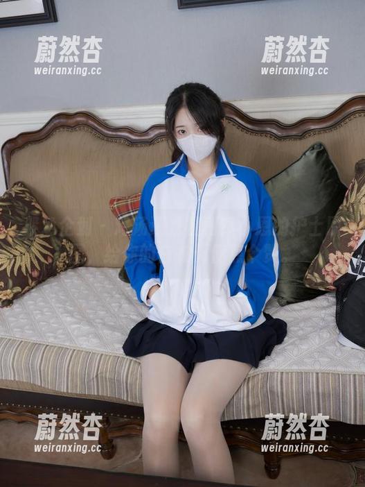 紧急企划-小恩 紧急企划 - 鸡汤还是福利?小恩的护士原图,给你的白衣天使点个赞。